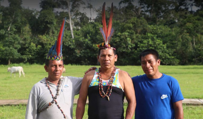 In San Juan de Miraflores, Romer Coquinche Shihuaongo, apu Arsenio Jota Grefa, and forest patroller Dosmil Grefa Alvarado