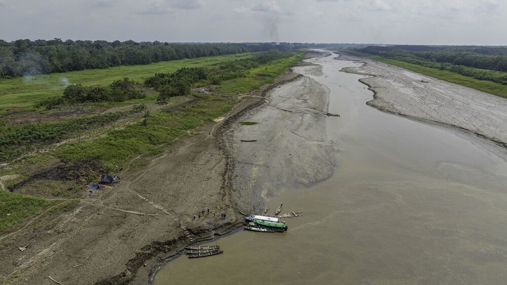 No Forests = No Future: A Call to Support Indigenous Defenders on the Frontlines 2 Aerial view of the dried Amazon River near the tri-border region of Peru, Brazil, and Colombia, September 2024. IMAGE CREDIT: Plinio Pizango Hualinga/Rainforest Foundation US