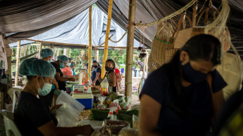 Costa Rican women's association selling produce in local fairs